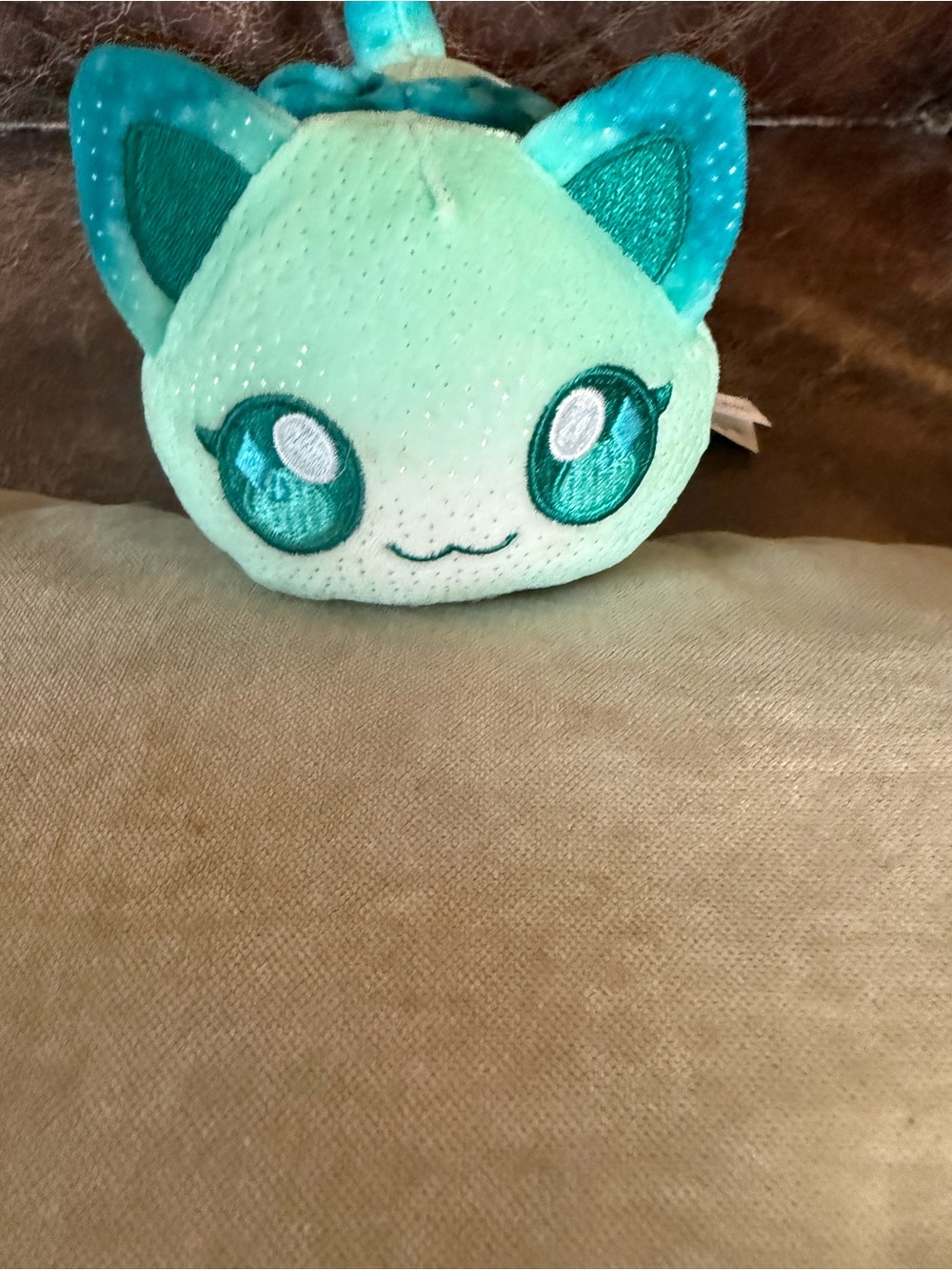 Plush Mint Green Reptile Stuffed Toy - Soft Comfort